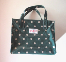 Luxury Cath Kidston Small, Green Spotted PVC Wipeable Shopping Tote/Bag NWT (73)