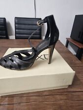 womens shoes size 7
