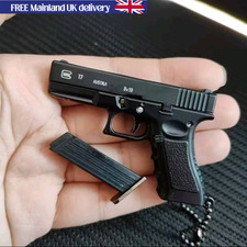 G17 - Keychain , Keyring , Mini Gun Keyring , Removable Clip.Cool Gift Idea