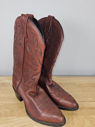 Chisholm vintage cowboy - chisholm,