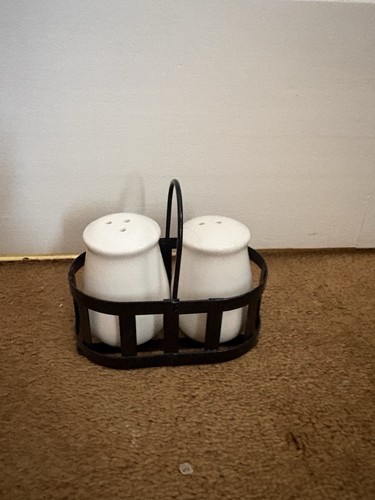 Minimalist white salt and - white,