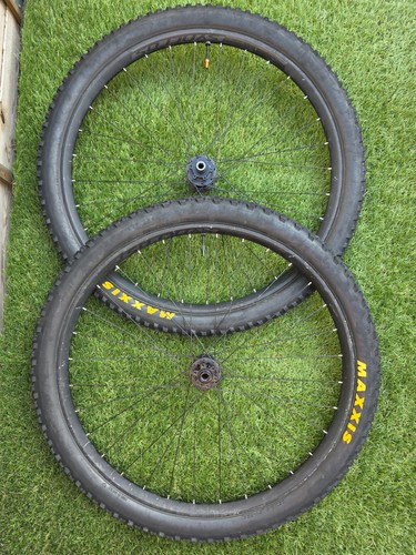 Syncros x30s wheelset with - 29",