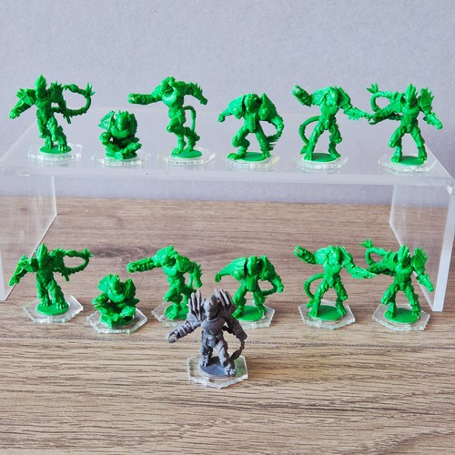 Ninth moon tree sharks team - ninth,