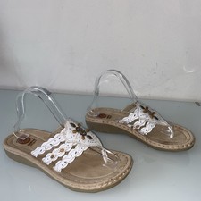 Earth Spirit White Beaded Wedge Thong Sandles Size 6
