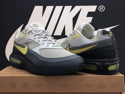 Vtg 2010 nike air max - 2010,