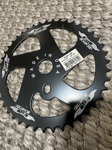 Bicycle chainring sprocket - gt,
