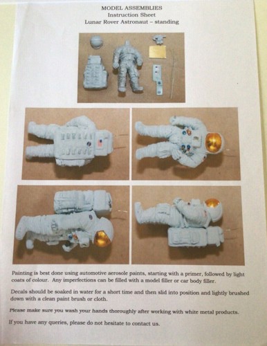Astronaut standing white - standing,,