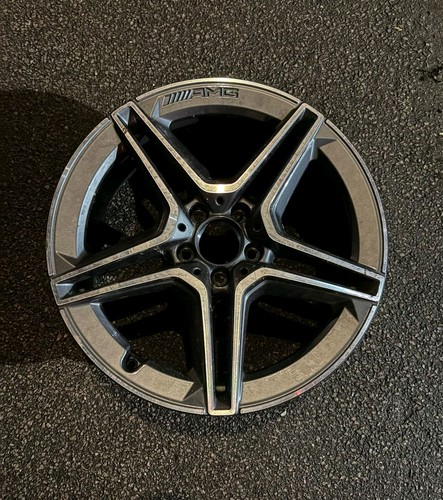 Genuine mercedes gla - 1,
