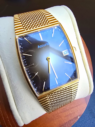 Vintage accurist gold - vintage, tone