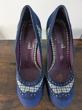 Beyond Skin Vegan Womens Blue