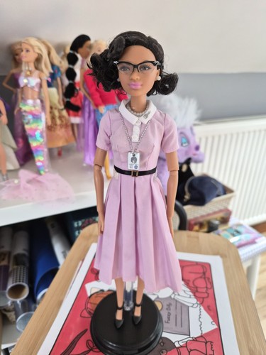 Barbie collector inspiring - collector:,