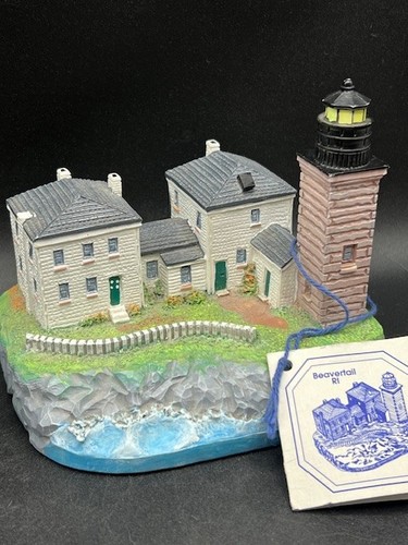 Beavertail lighthouse - beavertail,, ri