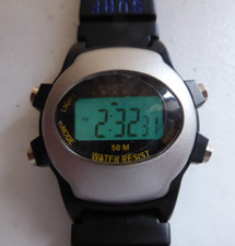 SURF & SKI WATCH - NIGHT GLOW - LADIES QUARTZ LCD - DIGITAL WRISTWATCH - WR 50m