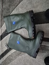 Supertouch Protective Footwear