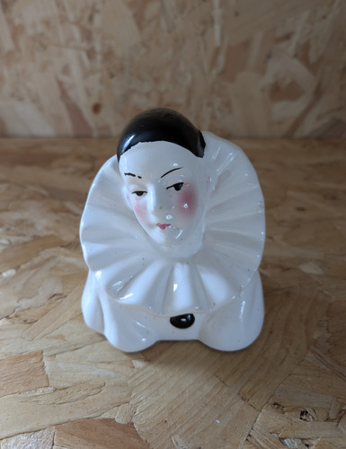 Vintage pierrot clown ceramic - clown,