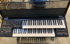 YAMAHA Electone HE-8 Vintage