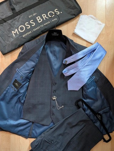 Moss london piece suit - 🔥,