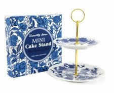 VINTAGE STYLE WILLOW BLUE AND WHITE 2 TIER CAKE STAND WITH HANDLE NEW IN BOX