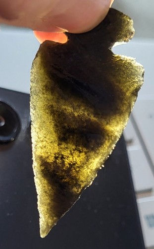 Obsidian arrowhead carving - arrowhead,