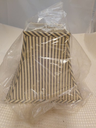 Thomas blakemore lampshade - blakemore,