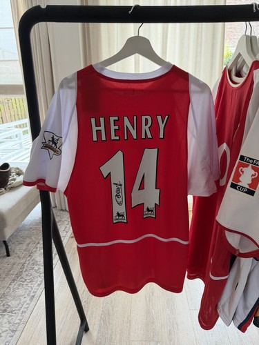 Thierry henry signed arsenal - henry,