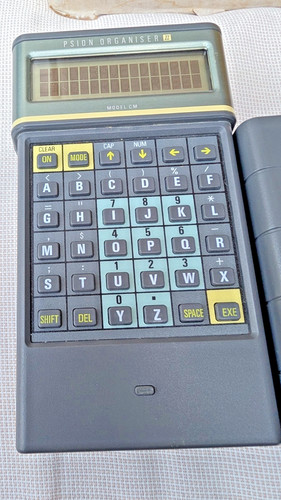 Psion organiser model 2 - model, cm