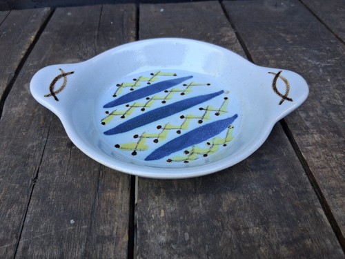 Vintage buchan ware - buchan, shallow