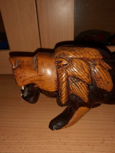 Stunning two toned solid wood - stunning,