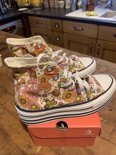 Converse girls unite flower - girls,
