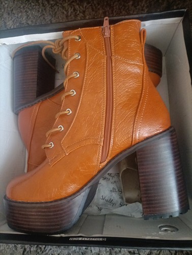 Tan brown lace fantasy high - tan,