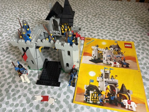 Lego 6074 black falcon - lego,