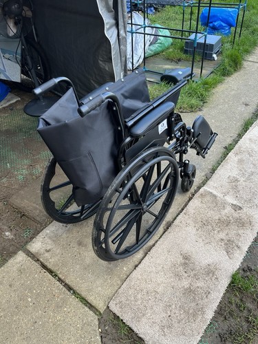 Bariatric manual wheelchair - manual,