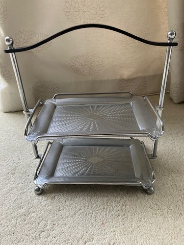 Art deco two tier - art,