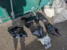 Yamaha 2cr R1 race fairings gloss black