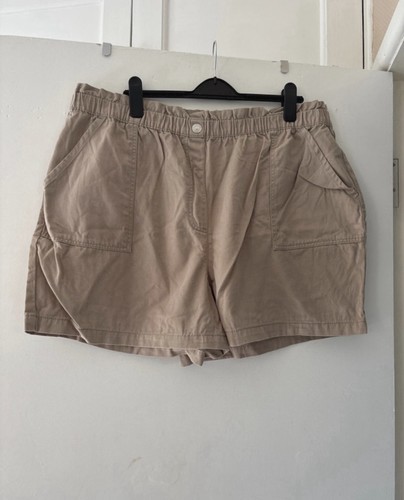 Ladies beige shorts - beige, 20
