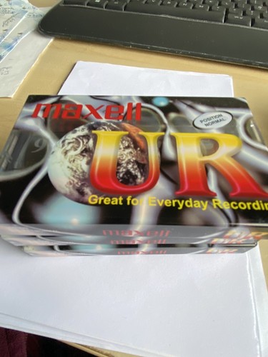 Maxell audio cassette - maxell, ur