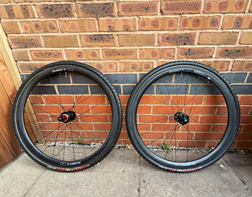 Planet 700c carbon disc - planet,