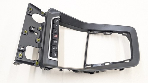 Audi centre console trim - q3,