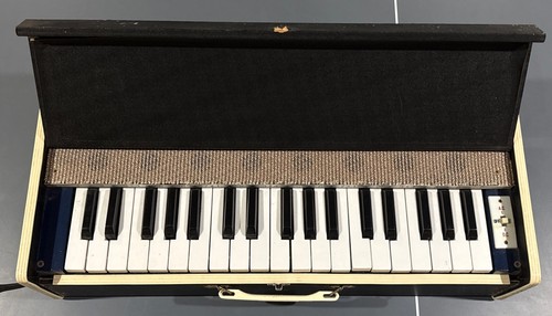 Vintage electric chord - vintage, organ