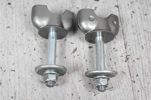 Steering clamps triple clamp