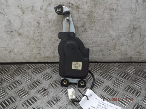 Nissan elgrand left - nissan, passenger
