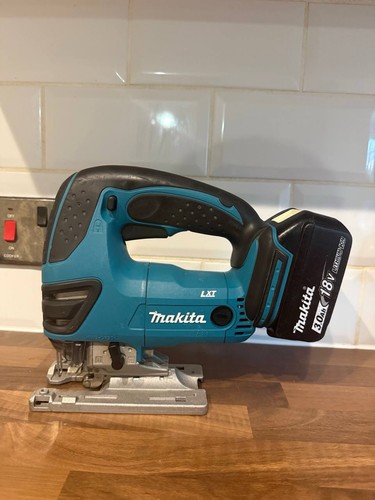 Makita jigsaw battery 3ah - +,