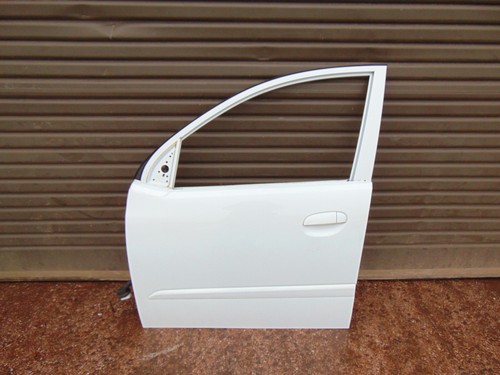 Hyundai i10 white door - white,