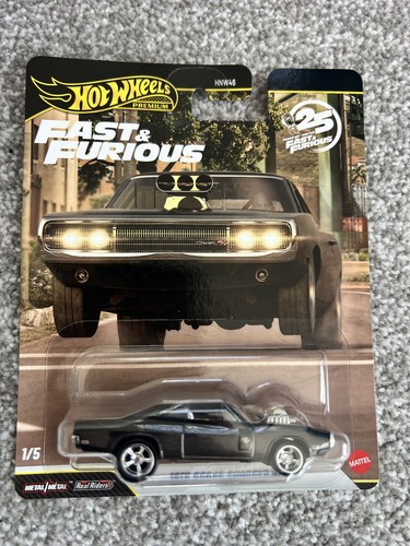 Hot wheels premium fast - hot,