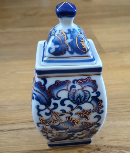 Beautiful blue white square - beautiful,
