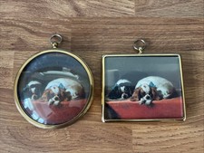 2x Vintage PETER BATES Miniature Picture WALL PLAQUE - King Charles Spaniels (L1