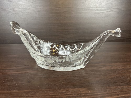 Unique scandinavian art - unique, glass