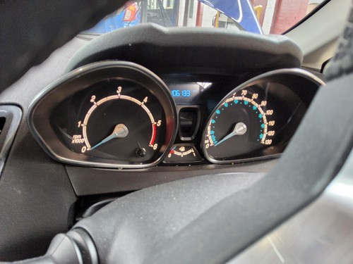 Instrument cluster ford fiesta - instrument,