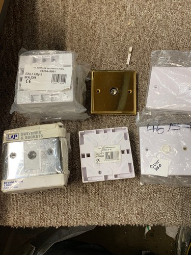 Job lot electrical switches - job,
