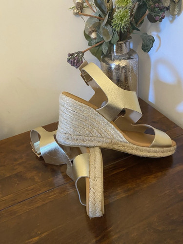 Russell bromley fawler - russell&bromley,